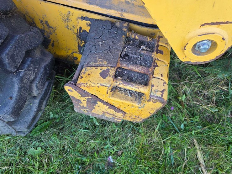 john-deere-250-image-15