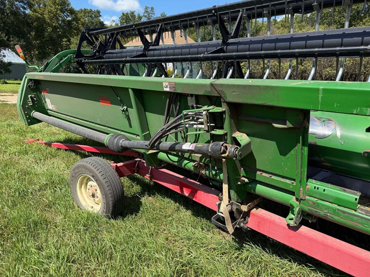2010-john-deere-635f-image-13