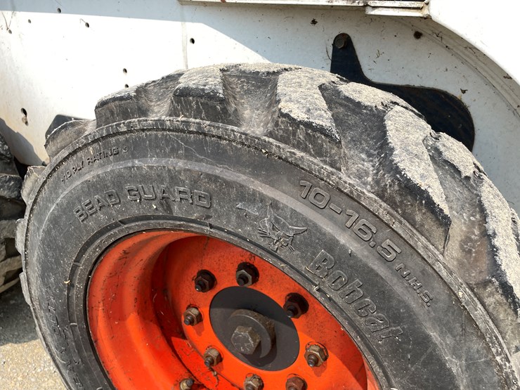 2004-bobcat-s175-image-21
