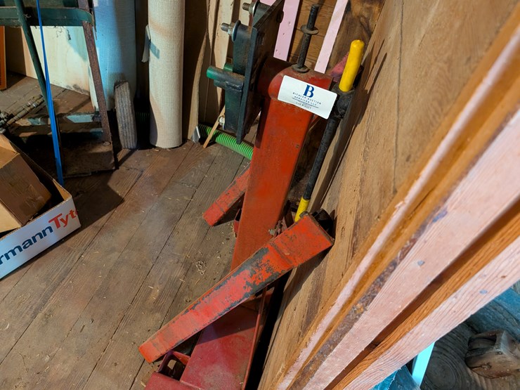 #3021-•-engine-stand-image-3