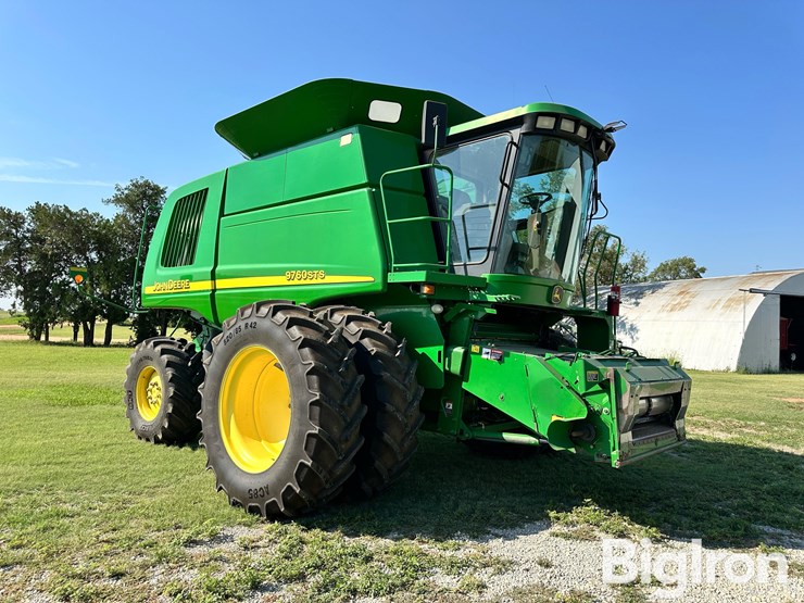 2005-john-deere-9760-sts-image-3