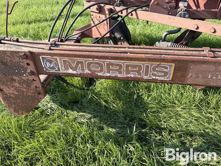 morris-/-melroe-6-bottom-plow-packer-drill-image-11