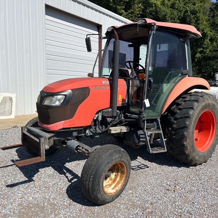 KUBOTA M6060