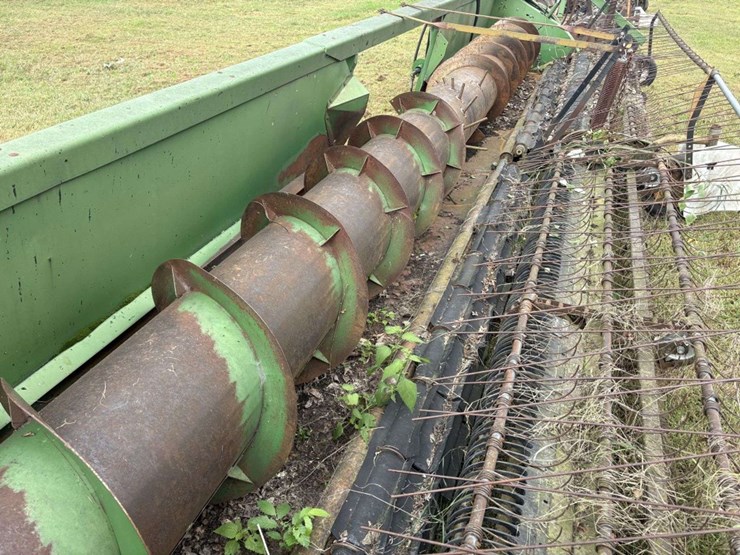 john-deere-224-image-5