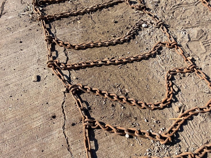 18.4-38-tractor-chains-image-3