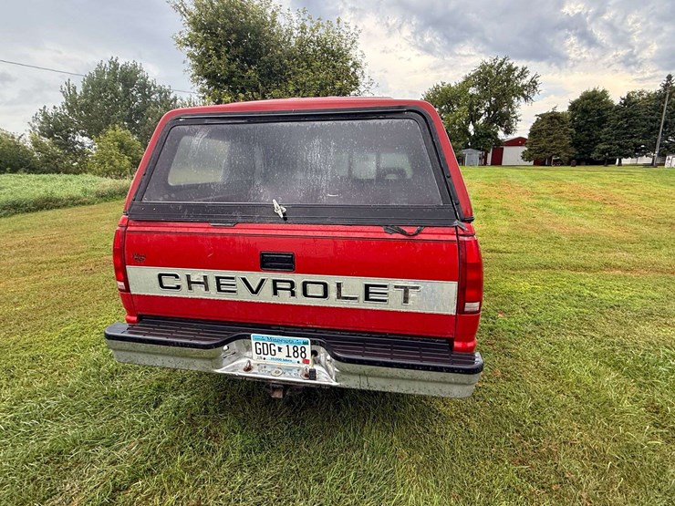 1993-chevrolet-silverado-image-12