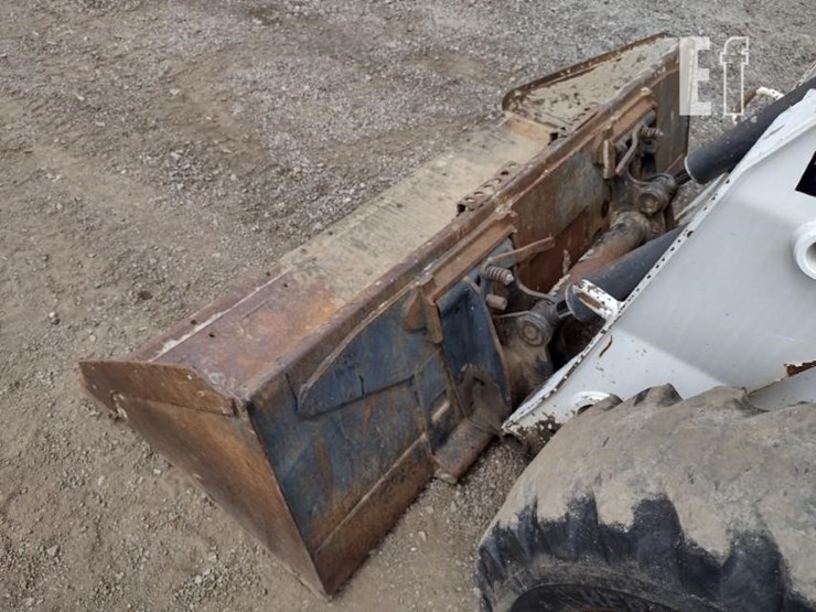 2004-bobcat-s250-image-18