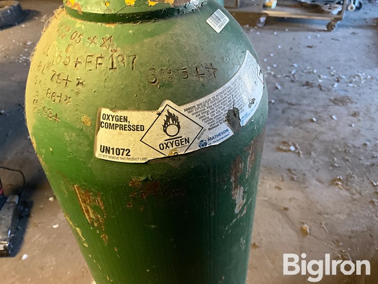 oxygen-bottle-image-8