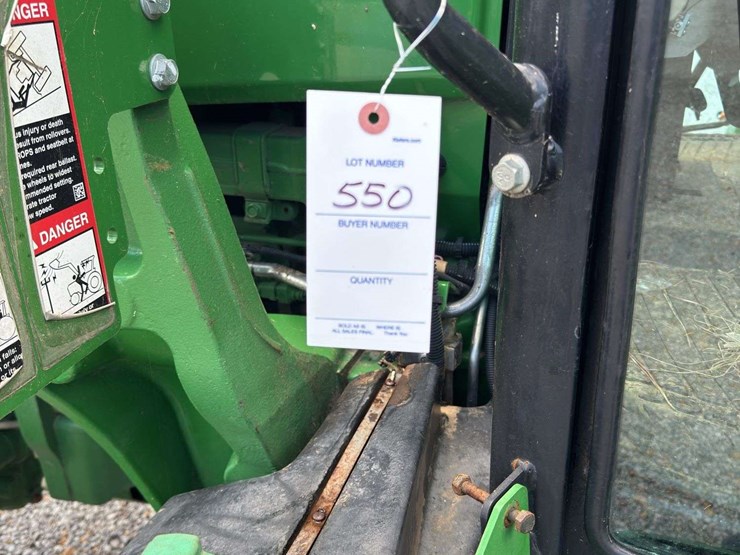 2020-john-deere-6120e-image-23