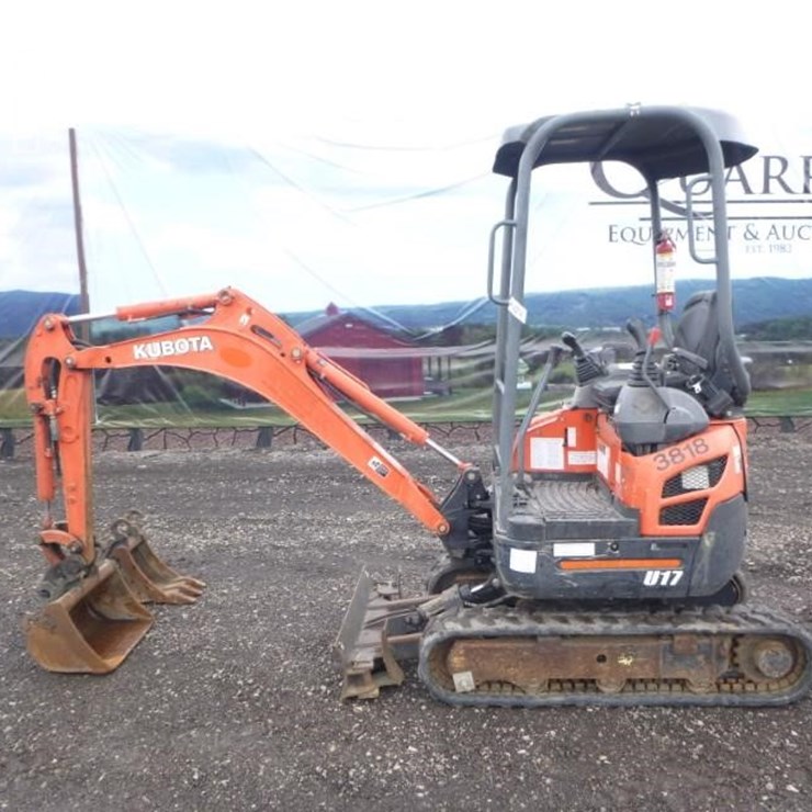 2016 KUBOTA U17