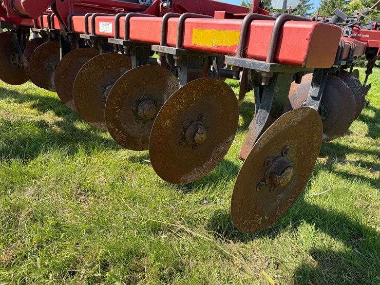 case-ih-730b-ecolo-tiger-disk-ripper,-rear-leveler,-30”-spacing,-2-bearings-are-out-but-2-good-used-image-22