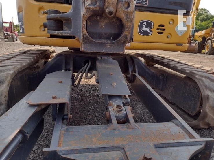 2018-deere-35g-image-21