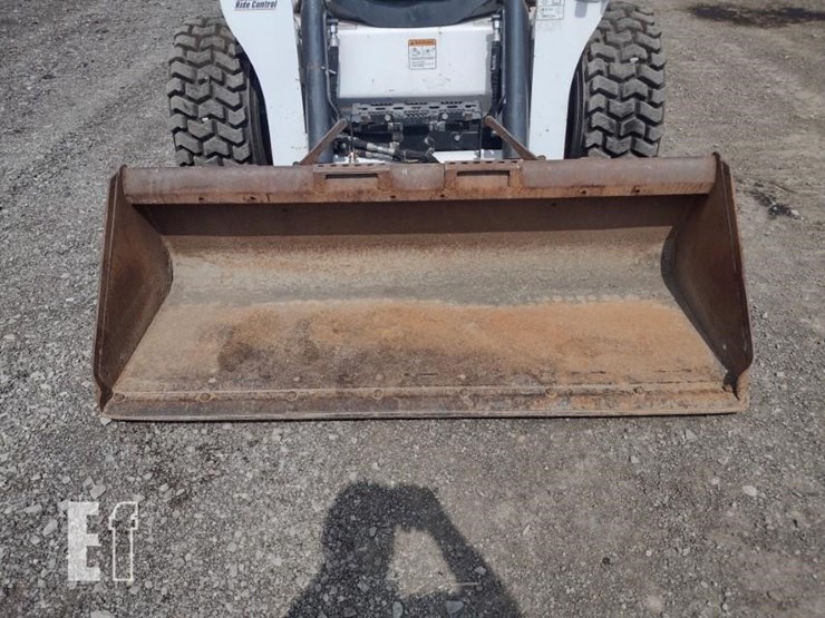 2022-bobcat-s740-image-18