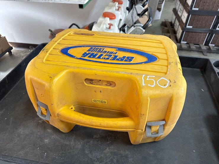 spectra-precision-ll500-rotary-laser-survey-equipment-image-1