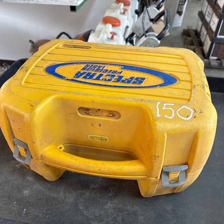 SPECTRA PRECISION LL500 ROTARY LASER SURVEY EQUIPMENT