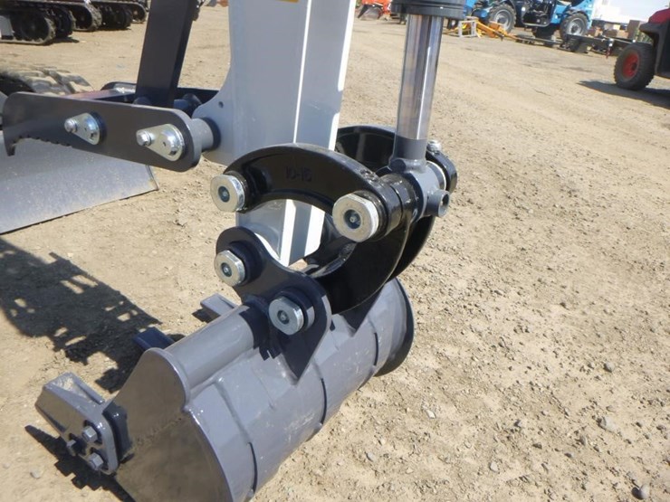 bttl-et12m-6-hydraulic-excavator-image-11