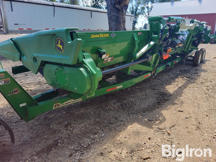 2021-john-deere-c12f-image-7