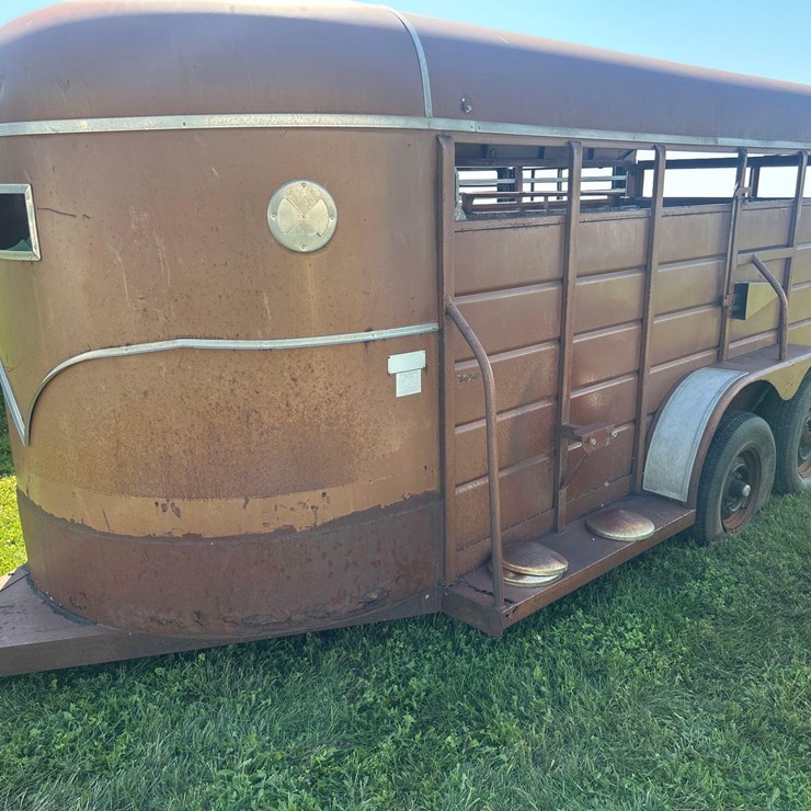 WW Stock Trailer