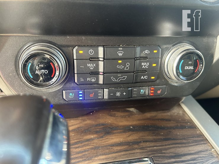 2020-ford-f150-image-18