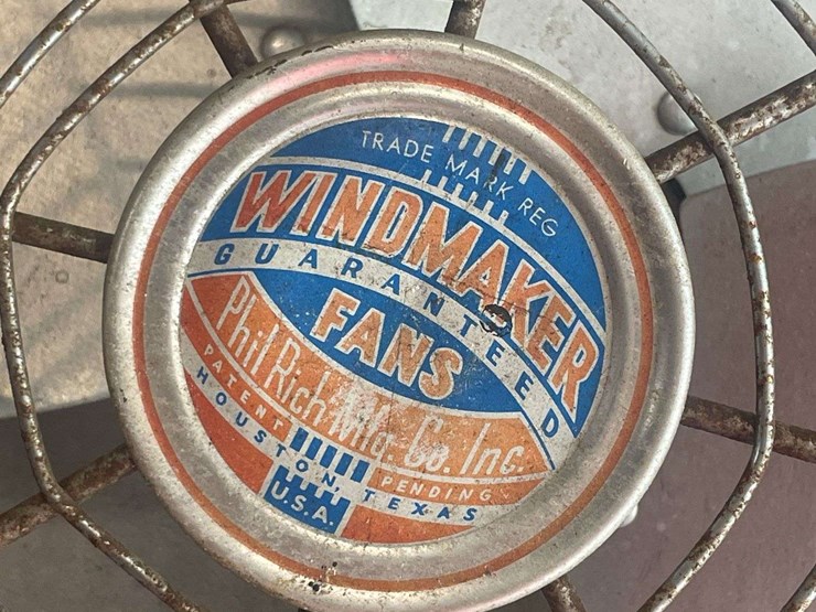windmaker-pedestal-fan-image-2