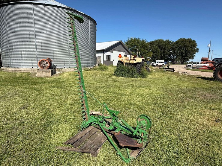 john-deere-7-image-7