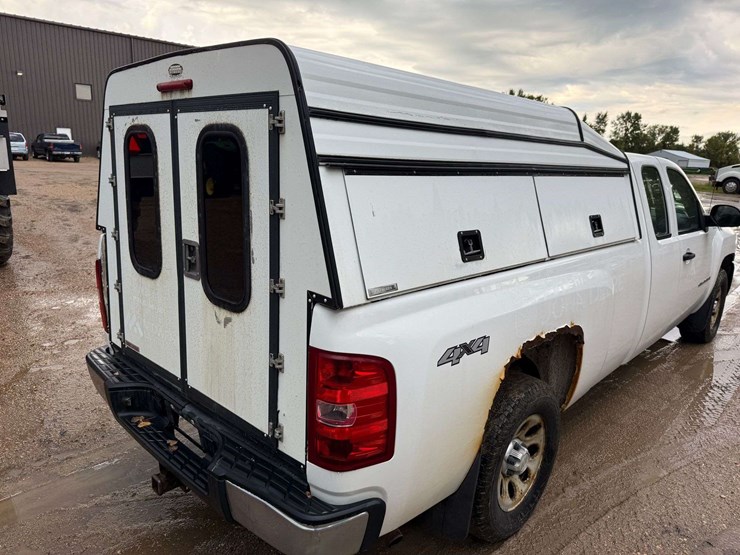 2009-chevrolet-1500-image-19