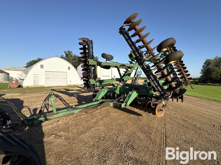 john-deere-635-image-1