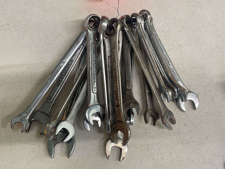 lot-of-(20)-wrenches-image-1