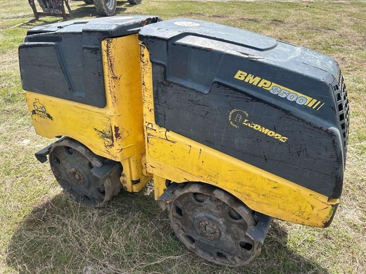 2017-bomag-bmp8500-image-2