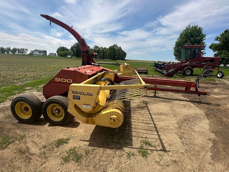 new-holland-900-image-8