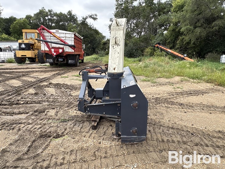 buhler-/-allied-9620-3-pt-snowblower-image-8