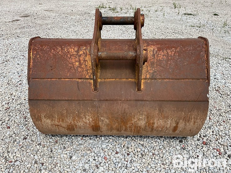 caterpillar-320-image-6