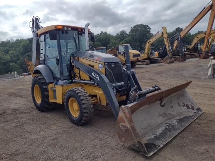 2020-deere-410l-image-36