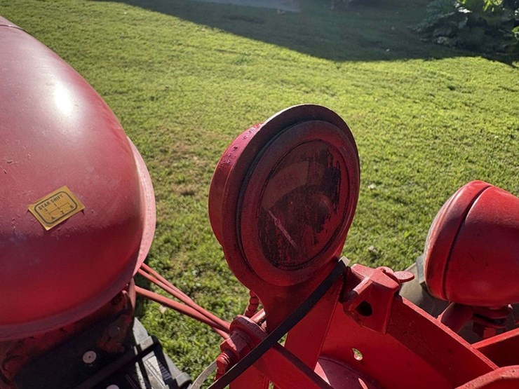 1952-farmall-super-c,-wf,-11.2-36-rears,-5.00-15-fronts,-pto,-6v,-sn--138124-image-27