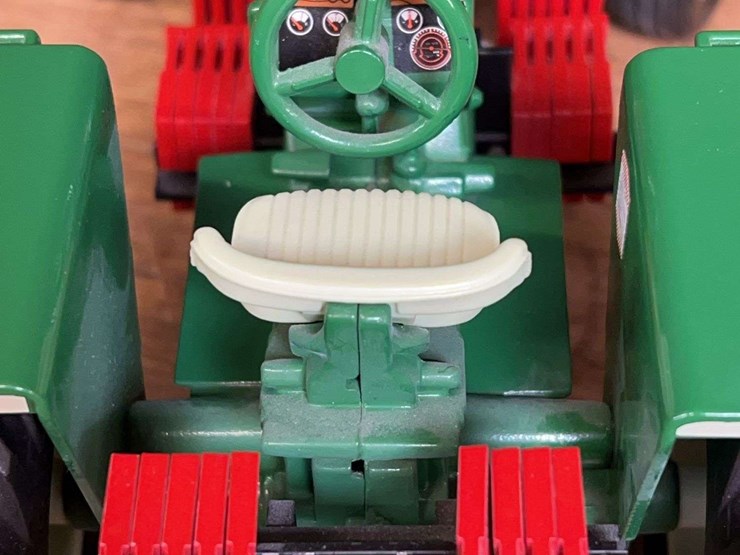 1/16-oliver-1655-customized-image-13