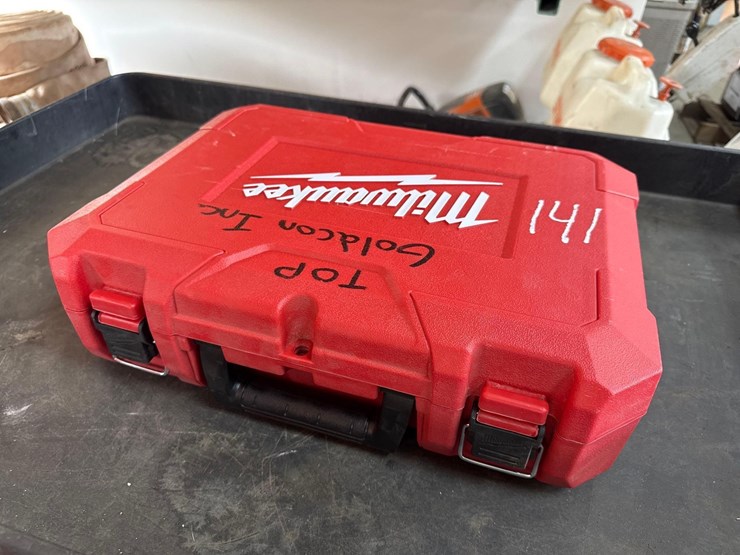unused-milwaukee-m12-600mcm-cordless-cable-cutter,-no-battery-support-equipment-image-1