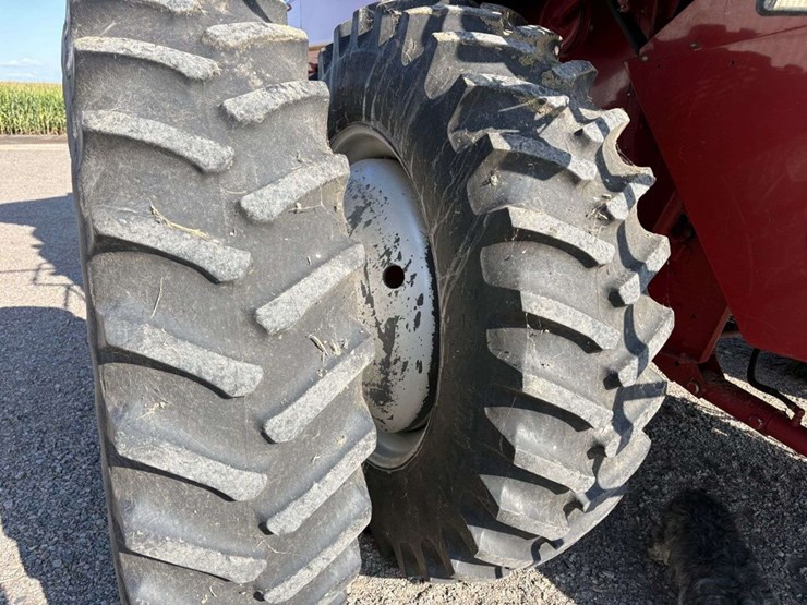 1996-case-ih-2188-image-19