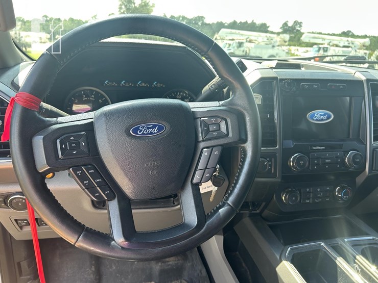 2019-ford-f150-image-24