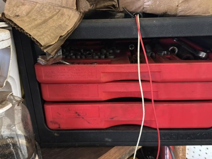 #101-•-contents-of-storage-container-image-12