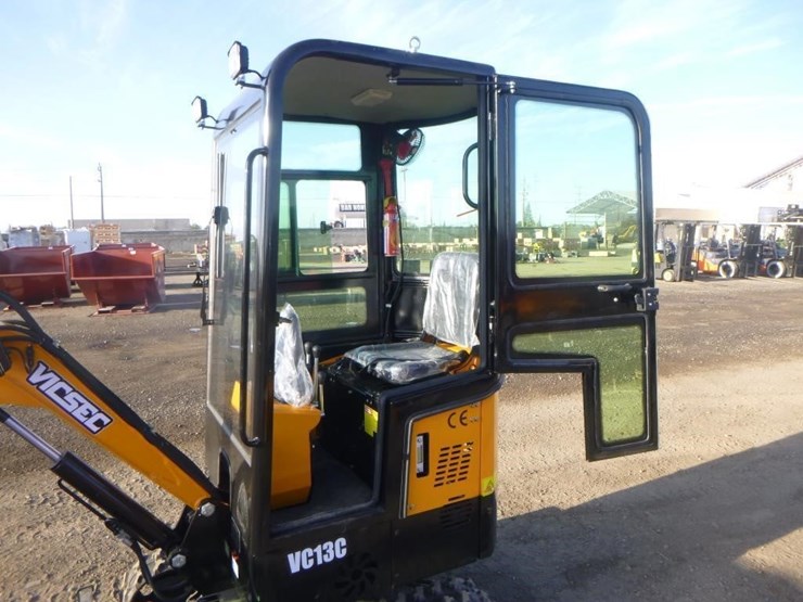 2025-vicsec-vc13c-hydraulic-excavator-image-18