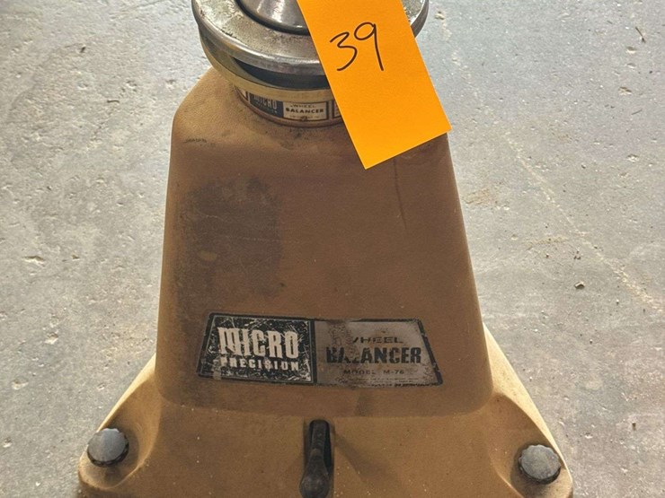 micro-wheel-balancer-image-1