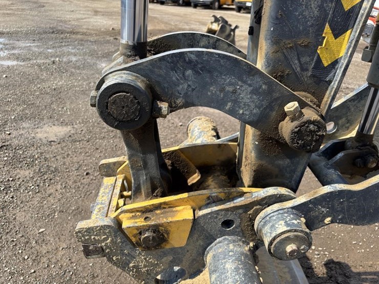 2023-deere-60g-image-14
