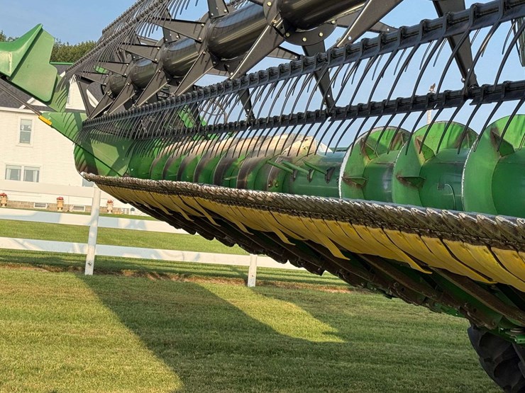 2013-john-deere-635f-image-5