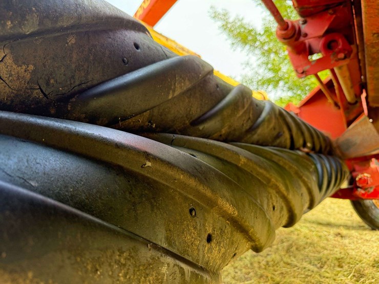 new-holland-499-image-17