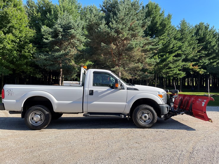 2016-ford-f250-xl-image-4