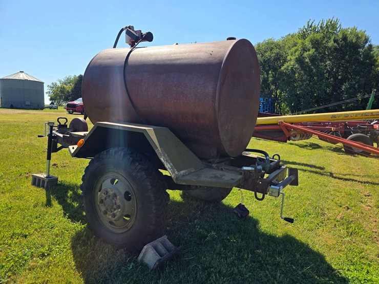 500-gallon-fuel-trailer-on-heavy-duty-trailer,-12v---25-gallon-per-minute-pump-image-5