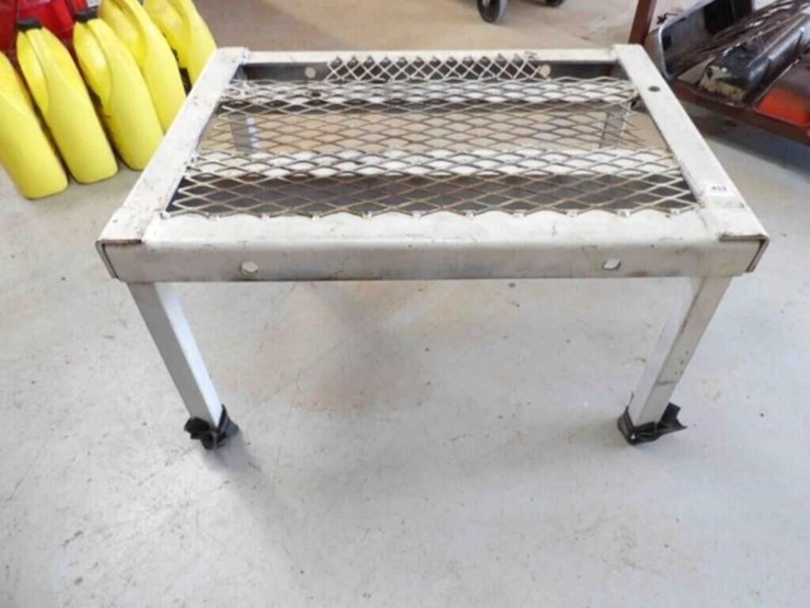 heavy-duty-metal-shop-step/bench-image-1