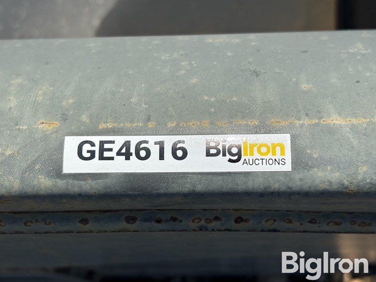 bobcat-74”-heavy-duty-skid-steer-bucket-image-17