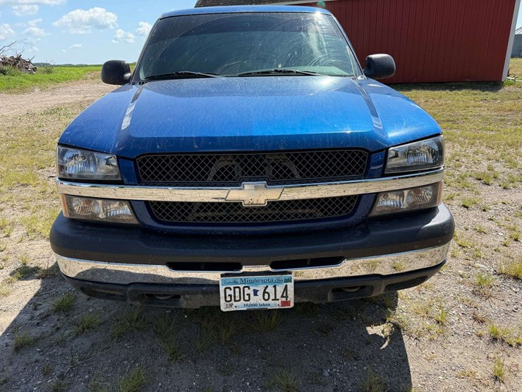 2003-chevrolet-1500-image-11