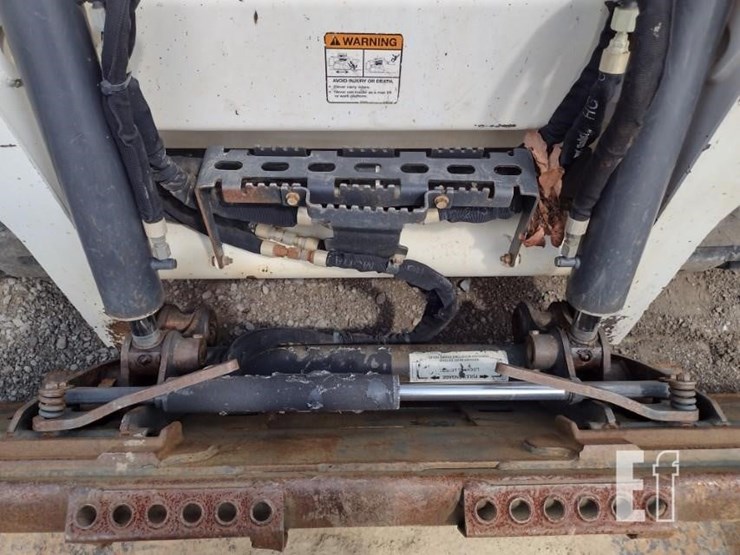 2018-bobcat-t595-image-16